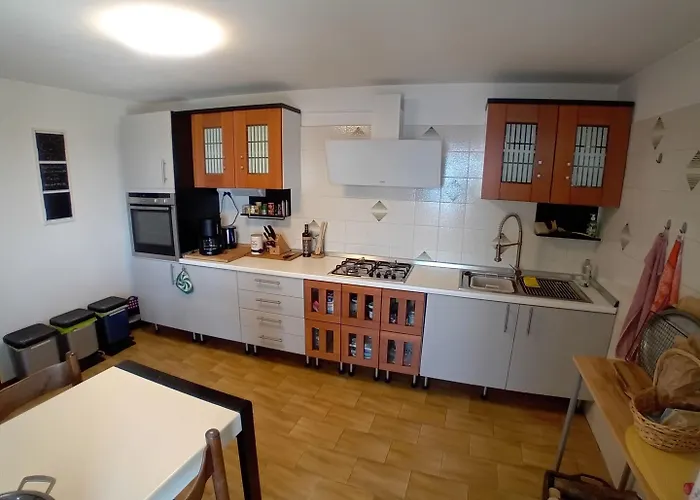 Rustic With Views Dom wakacyjny Trarego